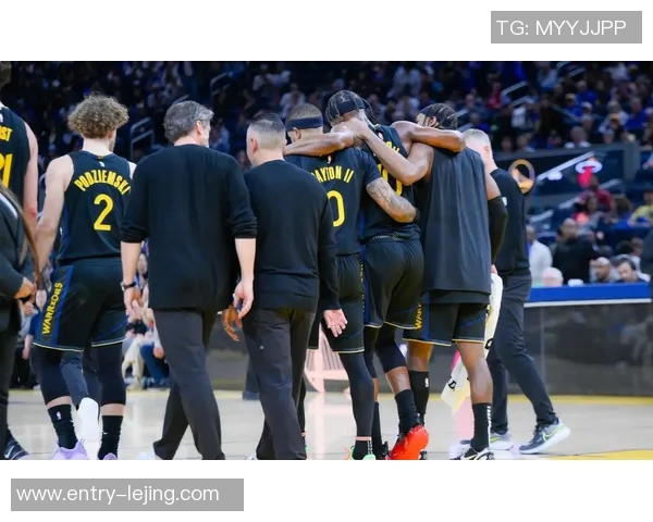 湾区主持人分析勇士三老出场表现依旧难阻球队连败困境